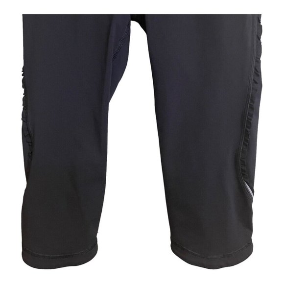 Lululemon Fast Free Crop Legging Size 4 Black High Noon Dot Lilac Running READ - Picture 7 of 16